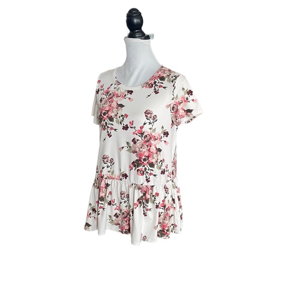 Les Amis shortsleeved floral feminine pullover soft peplum waist top size medium - Picture 3 of 10